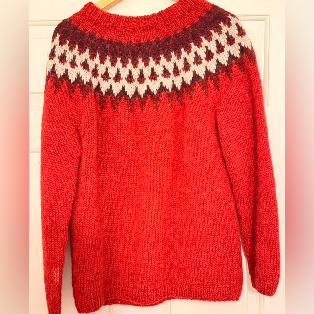 Hand knit Icelandic Sweater